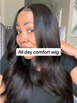 Replying to @kti6u All day comfort wig from @Luvmehair pre plucked bleached cut and curled👌🏽 #wigs #luvmehair #gluelesswig #wearandgowigs #luvmehairwig #hairreview #wigreview #lacewigs 
