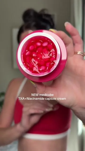 My newest @medicube US Store obsession ✨ #medicube #txaniacinamide  #medicubetxaniacinamidecapsulecream #capsulecream #skincare #glassskin #clearcomplexion #acneskincare  #tiktokshopmothersday #tiktokshopcreatorpicks #spotlightfinds #tiktokshopmemorialday 
