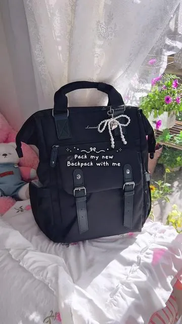 Packing my new backpack 🌸 the quality is so good 😭 I can’t wait to use it for work 💗  . #lovevook #cutefinds #musthaves #school #backpack #packmybag #whatsinmybag #favoritefinds #musthave #aesthetic #haul #unboxing 