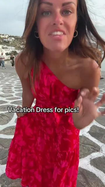 If you're looking for a great vacation dress for pics, dinners, or just to feel pretty-- this is it! Wearing a small (5'3 size 4/6) #tiktokshopcreatorpicks #dress #summerdress #maxidress #oneshoulderdress #vacationdress 
