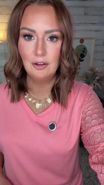 Omg!!! This 3/4 Lace Sleeve V-Neck Top is sooo beautiful!  @WIHOLL #vneck #lacesleeve #springoutfit #dealsforyoudays #ttsacl 
