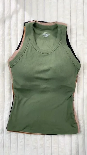 This is incredible! These colors are exactly what I’ve always wanted. I’m purchasing all of them without hesitation! #comfortable #tiktokshop #holidaytiktok #chicme #fyppppppppppppppppppppppp #sportstiktok #sportsvest #vest #comfortable #suspenders #viral #fypシ #summer #summervibes #tiktokfashion #summeroutfits #fashion #fashiontiktok #tanktop #gym #ootds #summerfashion #lys