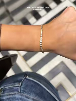 @PAVOI tennis bracelet absolutely slays #pavoi #pavoijewelry #tennisbracelet #jewelry #affordablejewelry #tiktokshopmothersday 