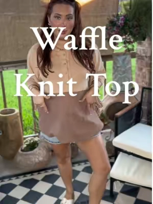 I love a good comfy waffle knit blouse  #casualtop #waffleknittop #womenstees #midsizefashion #tshirts #womenstshirts #shirtstyle #plaintshirts #wardrobeessentials #outfitideas #basicfashion #fashiontrends #momootd #summerootd #SummerFashion #springfashion #everydaystyle #casualchic #qualitytees #TikTokFashion #momfashion #tiktokshopcreatorpicks #tiktokshopmemorialday #realisticoutfits