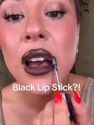 Wow I can’t believe this but black lipstick is the new pink! #blacklipstick #lipsticks #lipsticktrend 