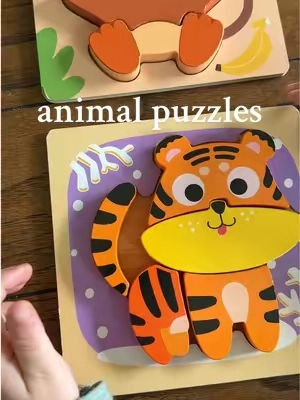 Replying to @rachsahm one of the best activities for focus, fine motor skills and working on those animal recognition!! So good to take on the go with you too. @edutreetoy #puzzle #puzzles #animalpuzzle #toddlerpuzzle #toddlertoys #screenfreeplay 
