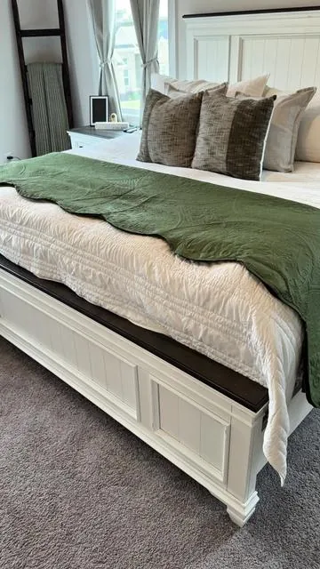 LOVE a good quilt but I love free shipping even more 🤩 #quilt #bedding #homedecor #tiktokshopcreatorpicks 