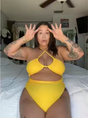 Replying to @Blue jean I will have every color by summer! #tummycontrol #bloomingjellyswimwear #swimsuit #bloomingjelly #shapewear #fyp #highwaistedbathingsuits #tummycontrolbathingsuit #apronbelly 
