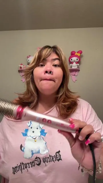 At home blowout in 15 minutes #fyp#hairtok 