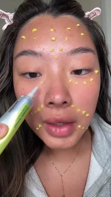 Skincare is getting better n better everyday I swear #ifyouknowyouknow #ttscreatorbash #tiktokshopcreatorpicks #retinal #botox #fillers #skincare #glowingskin #koreanskincare #celimax @celimax.global 