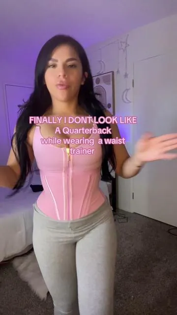 The best waist trainer in the game . FAJATE !! #pinkwaisttrainer #waisttrainingjourney #fajascolombianas #fajas #pinkfaja 