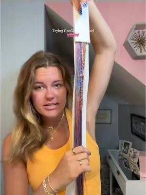 If you know me you know I ALWAYS have tinsel in my hair in the summer🥳🥳🥳 @googoohair_official  @googoohair_store #googoohair #hairtinsel #hairtinseltutorial #haircare #fun #summervibes #viralvideo #trending #fypシ゚viral 