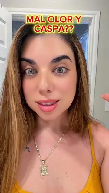 Elimina la caspa y mal olor en tu cabello 🥰 #tiktokshopcreatorpicks #dealsforyoudays #dandruff #hairtok #simplymandys #shampooandconditioner #shampoo #hairgrowth #romero #rosemary #biotin #teatree #crecimientodelcabello #caspa 