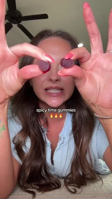 if you know me no you don’t 🫣🙈 #lemmeplay #lemmeplaygummies #libidosupport #libidosupportgummies #lowlibido #libido #womenshealth #tiktokshopcreatorpicks #tiktokshopmusthaves #dealsforyoudays 