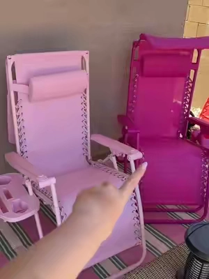 Replying to @Vanessa Quesada This is the first time that they’ve offered this promotion! You’re looking for pink patio chairs or pink camping chairs these pink folding chairs are the ones to get! ##tiktokshopcreatorpicks##patiochairs##foldingchair##pinkchair##campingchair@@Best Choice Products, Inc.