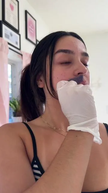 So many of my clients wax themselves at home so might as well teach you how to do it SAFELY 😂💓 love you guys sm!! @Tress Wellness #creatorsearchinsights #AtHomeWaxing #WaxingTips #EstheticianLife #SelfWaxing #WaxTok #BeautyRoutine #HairRemoval #SoftLifeEra #EstiTok #SkincareTips #esthetician #estheticianlife #estheticiantiktok #estheticianstudent #estheticiantips #estheticianschool #esthetics #estheticianexam #licsenedesthetician #caesthetician #esti ##sf #bayarea #bayareabrows #bayareaesthi #browshaping #browlami #brows #browgoals #bayareabrows #esthetician #esthi #browartist #browgoals #browshaping #browlamination #browtinting #sanfrancisco #sfbrows #sfesthetician #explore #viral  #asmr #cleaning #cleantok #sounds #restocking #waxer #viral #satisfying #treswellness #athomewaxkit #tresswellness 