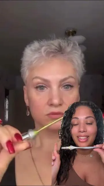 omfg the difference in her skin 😍👏🏽 @celimax US Store botox in a bottle for sure!! #celimax #retinalshot #retinalshotbooster #antiaging #botoxinabottle #koreanskincare #dehydrationlines #wrinkles #darkspots #crowsfeet #beautytok #dealsforyoudays #tiktokshopcreatorpicks 