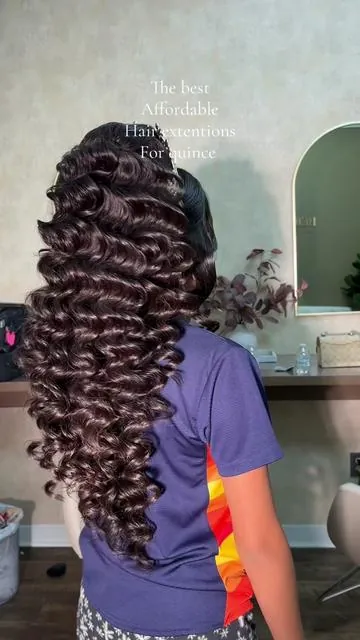 I’ve been using these extentions for 3 months already and they are super good quality. They are seamless. Great quality and you can get them in 160 grams up to 26inches !! If you’re a hairstylist or on the market for clip ins these are the extensions for you!💖💖 #mua #hairstylist #quinceanera #clientreaction #houstonmakeupartist #quinceañera #latina #quincehairandmakeup #hairtutorial #houstontx #quince #hairtutorial #hairextensions 