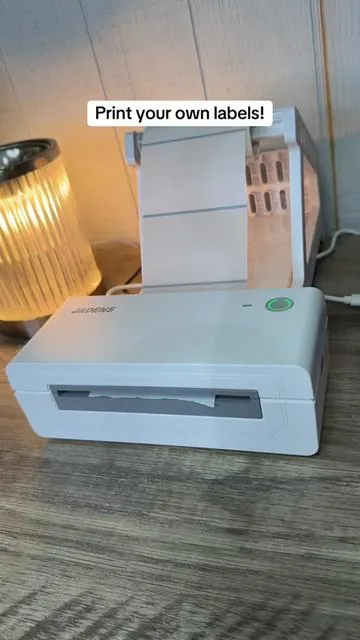 How I print my own candle labels using @Jadens printer #thermalprinter #shippinglabelprinter #printer #labelprinter #labelmaker #smallbusinessessentials #printer #candlebusiness #candlemaker #springtok #summertok #businesstok 