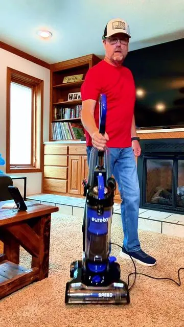 Eureka Lightweight Powerful Upright Vacuum Cleaner for Carpet and Hard Floors, NEW Model #vacuumcleaner #vacuum #eureka #tiktokshopcreatorpicks #dealsforyoudays @EurekaUS 