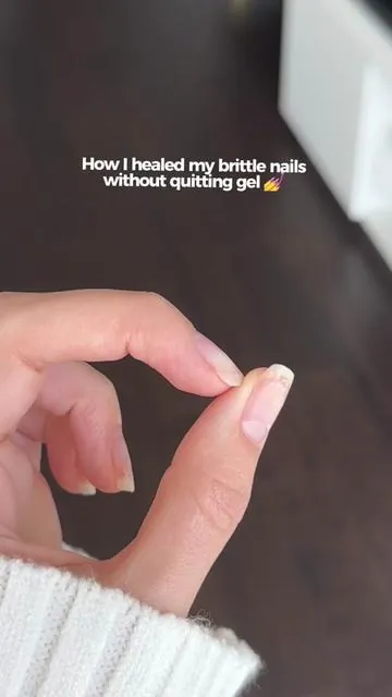 Weak or paper-thin nails after every Gel-X or press-on set? … this is your sign to start caring for them between manicures 💅 I’ve been using Nail Glow+ by @Probelleofficial to strengthen, soothe, and rebuild my natural nails and the sheer blush tint makes them look so fresh and glowy ✨ #nailglowplus #healthynails #nailstrengthener #jellynails  #nailblush #weaknails #probellepartner 