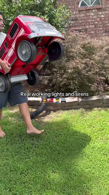 Get ready for the pretend play rescue missions #rideoncar #summertoys #outdoorfun #toysforkids #firetrucktoy #policecartoy #rideontoy #kidstoys #powerwheels #dealsforyoudays 
