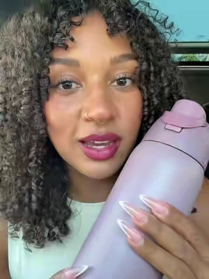 this color though?! the prettiest mauve 💜 Owala Free Sip water bottle in Spring Revival @Owala #owala #owalafreesip #owalawaterbottle #owalaspringrevival #owalacolordrop 