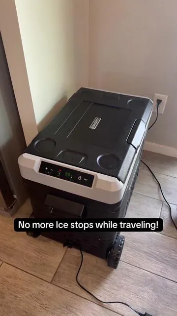 Such a time saver on our family trips 😎 #euhomy #dealsforyoudays #portablerefrigerator #carrefrigerator #portablecooler