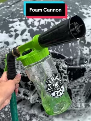 Best foam cannon you can get on sale right now @Chemical Guys #foamcannon #carwashing #cardetailing #carsoftiktok #carcleaning #foamblaster #dealsforyoudays #tiktokshopfinds #tiktokshop 
