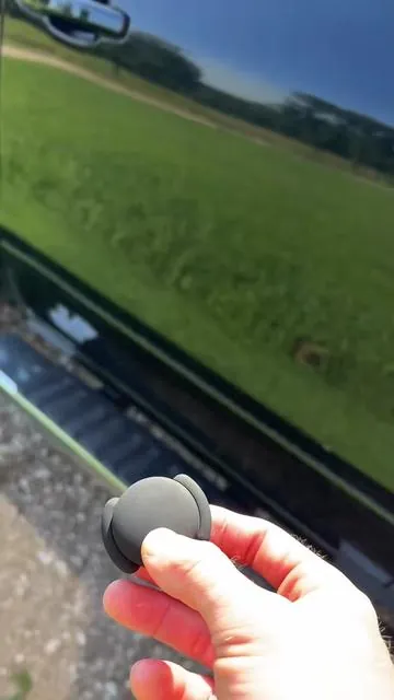 #carsoftiktok #trucksoftiktok #trackingdevice #cartok #trucktok #dealsforyoudays 