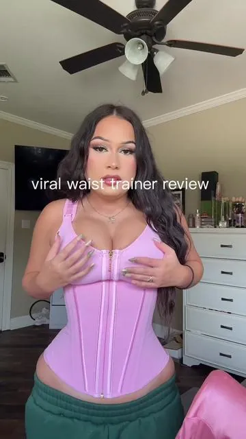 @SHAPESHE trying the viral waist trainer with built in bra, 10/10 !! #shapeshe #waisttrainer #shapewear #review #fyp #waisttrimmer #shapewearreview 