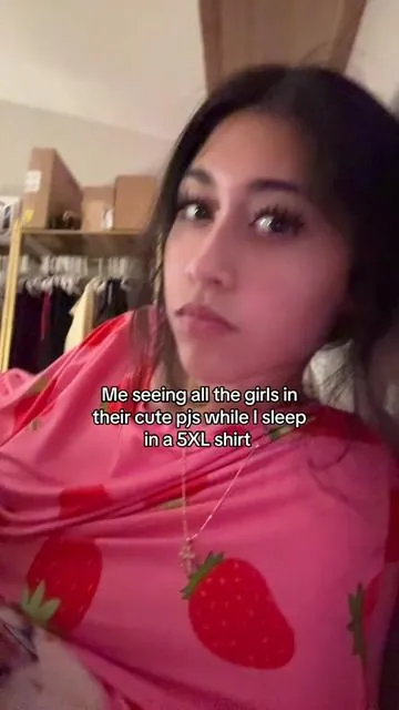 #foryou #foryoupage #trending #relatable #tiktokshop #bigtshirt #pjs 
