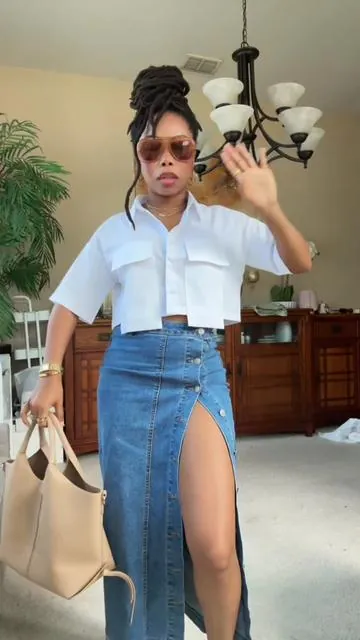 Yall don’t sleep on TikTok. They have some really good pieces that pair well together 😍💖 #casualoutfit #buttondown #casualoutfitideas #denimskirt #outfitideas #casualoutfits #fashiontok #tiktokfashion 