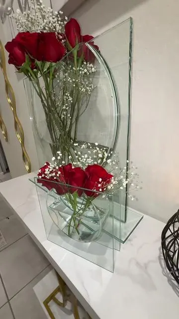 THE MINI HOW CUTE 🥰🌹 @Z Gallerie Shop #vase #homedecor #zgallerie #interiordesign #fypシ゚viral #tiktokshopcreatorpicks #tiktokshopsummersale #dealsforyoudays #tiktokmademebuyit #decor #flowervase #eclipse 