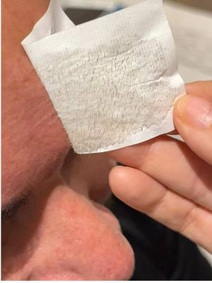 ¡Está buenisimo esto! ¿Quien me deja que le quite puntos negros? 😅🖤💆🏻‍♀️ #LanbenaStrips #PuntosNegros #TirasParaPuntosNegros #BlackheadRemover #ByePuntos #TikTokShopBeauty #BeautyHack #CuidadoDeLaPiel #PoreStripResults #SkincareTikTok   