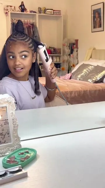 I’m going to have a PreTeen in less than 6 months! 🥹  Layla is my pamper princess,👑. So when I ran across this super easy curl pro- I said yes immediately . Layla was able to catch on extremely fast, she can’t wait to use it for school 🎀💕🪩 The curl pro intelligently detects tangles to prevent hair snags, we STAN! No more unnecessary pain with hair pulls while curling! Quick, easy & effective.   #tymocurlpro #tymobeauty #CurlsTYMO 