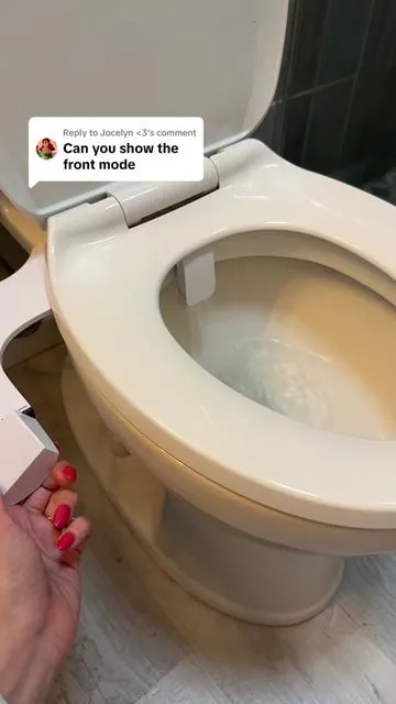 Replying to @Jocelyn <3 bidet front mode for women #bidet #bidetattachment #bathroomessentials #hygiene #phancir 
