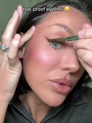 Sacheuuuu…you are so INNOVATIVE! #eyelinerstain #sacheubeauty #sacheu #Eyeliner #browneyeliner #transferproof