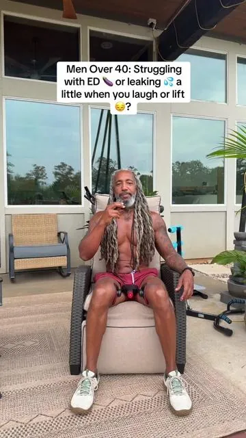 🎯 Men Over 40: Struggling with ED or leaking a little when you laugh or lift? 👇 It’s time to take control with this 1 powerful habit: 💪 Pelvic Floor Exercises (Kegels) ✅ Boost bedroom performance ✅ Control your bladder ✅ Support prostate health ✅ Improve confidence Just 2 minutes a day can change the game. No gym. Just this Kegel Exercise & results. 🎥 Save this & start today. Your future self will thank you. #MenOver40 #EDHelp #ProstateHealth #KegelsForMen #PelvicPower #MensHealthMatters