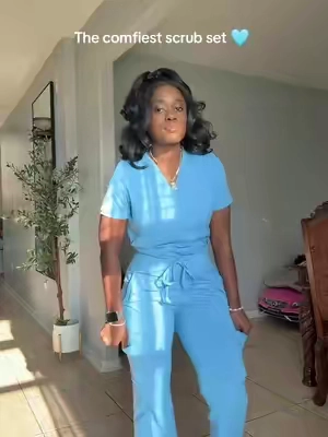 The comfiest scrub scrub set! #scrubs #scrublife #nurse #nursesoftiktok #yogapants #tiktokshopfinds #TikTokshopbacktoschool 