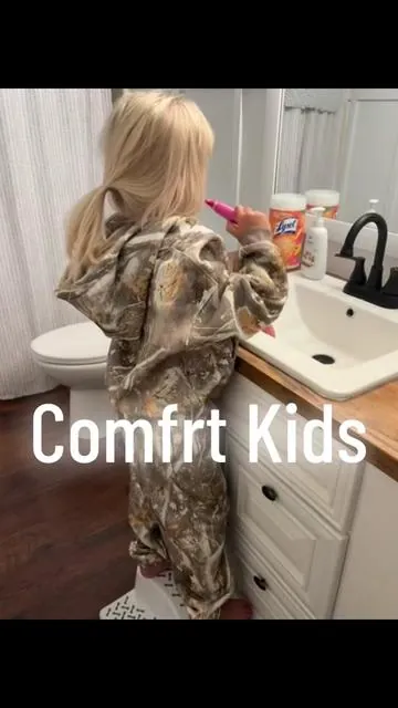 Linked in my TikTok shop showcase 🦋 Warning: May cause cuteness overload.  💚 The camo sweatsuit your little one needs this fall 🍂🔥  My niece is the cutest human alive…I know what you’re thinking, where is she? Guys - it’s just camouflage!  Get your little the cutest camo set before they sell out!  #TikTokShop #MomTok #OOTD #fyp #trending #fashion #kids 