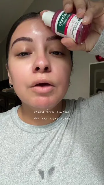 Dr Melaxin is goat when it comes to acne scars and glowing skin  #acnescars #drmelaxin #hyperpigmentation #cyanopinkspicule #kbeautyskincare @drmelaxinglow 