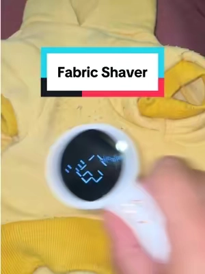 How to make you’re clothes look brand new again 🤝🏼  #FabricShaver #LintRemover #Lint #LintShaver #ClothingHack 