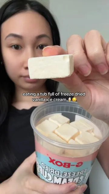 tub of freeze dried vanilla ice cream 🤤🍦🍨#freezedriedicecream #freezedried #vanilla #fyp #vanillaicecream @G-Box Freeze Dried Candy 