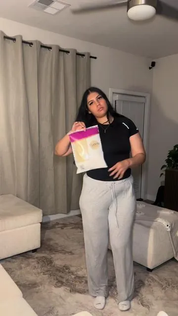 I’m obsessed with this faja ! It looks so natural under clothing, 10/10 🧚🏽‍♀️💗💗 @YIANNA INC  #yiannafajas #yiannabodysuit #fajascolombianas #paratiiiiiiiiiiiiiiiiiiiiiiiiiiiiiii #fajate 