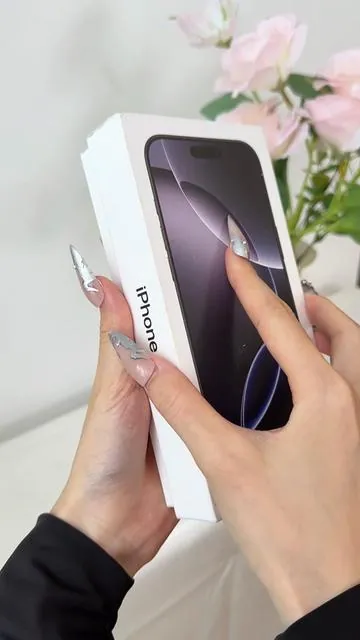 A magnetic phone case with a camera protection.Perfect iPhone case!!#tiktokshop #foryourpage #magsafecase #phonecase #phonecover 