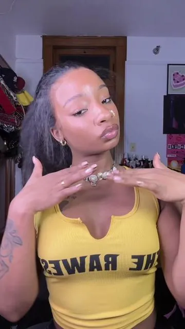 Listen! Babe, y'all need this wig, one of my fav 360 wig I ever received😍🤞🏽 26inch pre-everything 360 lace invisible drawstring kinky straight glueless wig from @OQHAIR #oqgluelesswig #360wig #tiktoktopwigs #kinkystraightwig #naturalhair