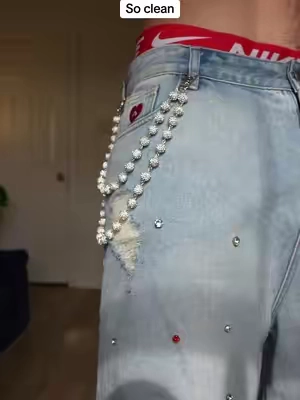 #waistchain #rhinestones #jorts 