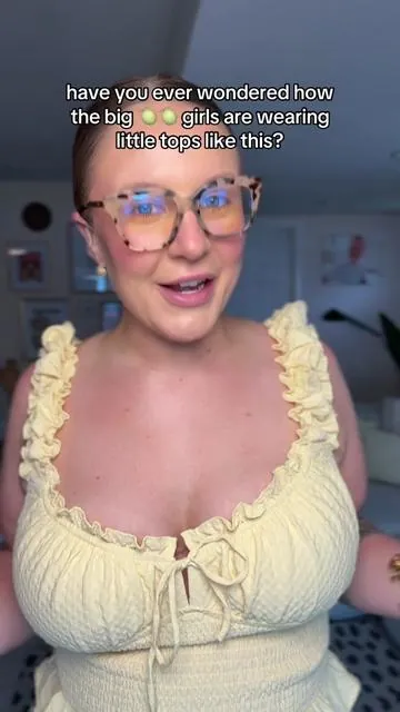 Big 🍈🍈s with a little top? Get a balconette bra!! #bra #bratok #brahack #fashionhack #bras 