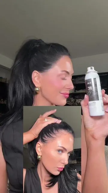 Instant root cover & coverage🤭✨  #igkhair #igknevermiss #rootspray #rootcoverup #hairtips 